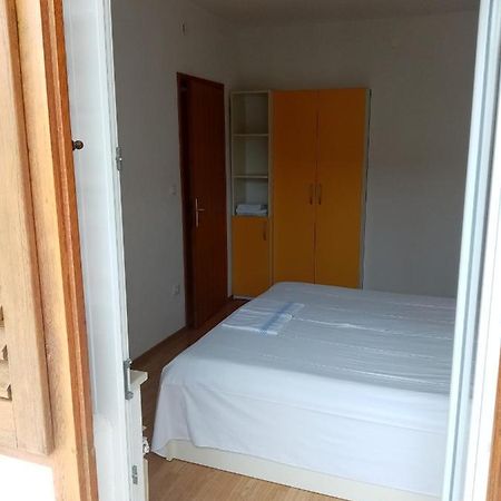 Apartments Iva Baška Voda Buitenkant foto
