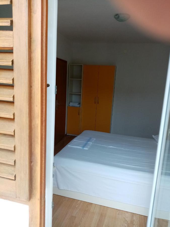 Apartments Iva Baška Voda Buitenkant foto